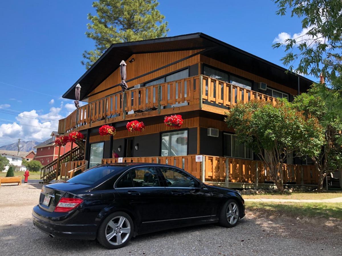 Piccadilly Motel Radium Hot Springs Luaran gambar