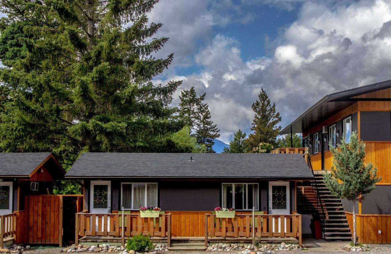 Piccadilly Motel Radium Hot Springs Luaran gambar