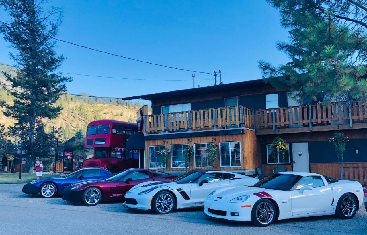 Piccadilly Motel Radium Hot Springs Luaran gambar