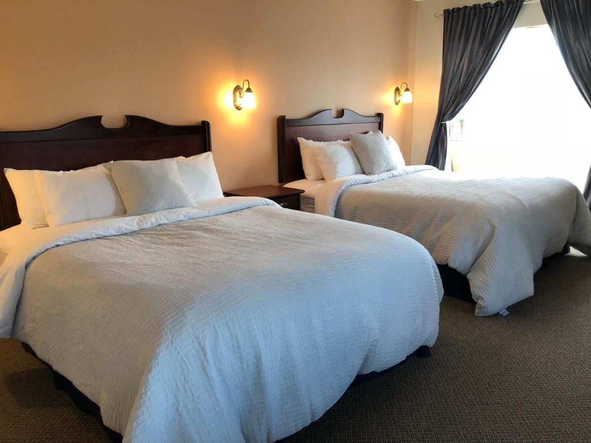 Piccadilly Motel Radium Hot Springs Luaran gambar