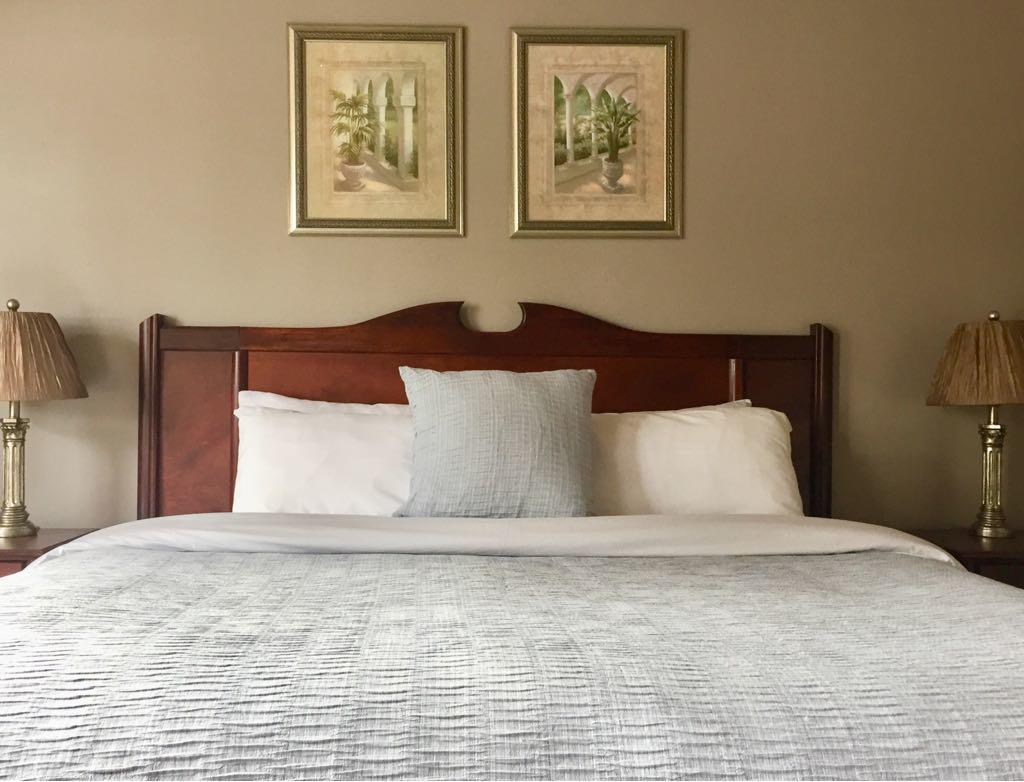 Piccadilly Motel Radium Hot Springs Luaran gambar