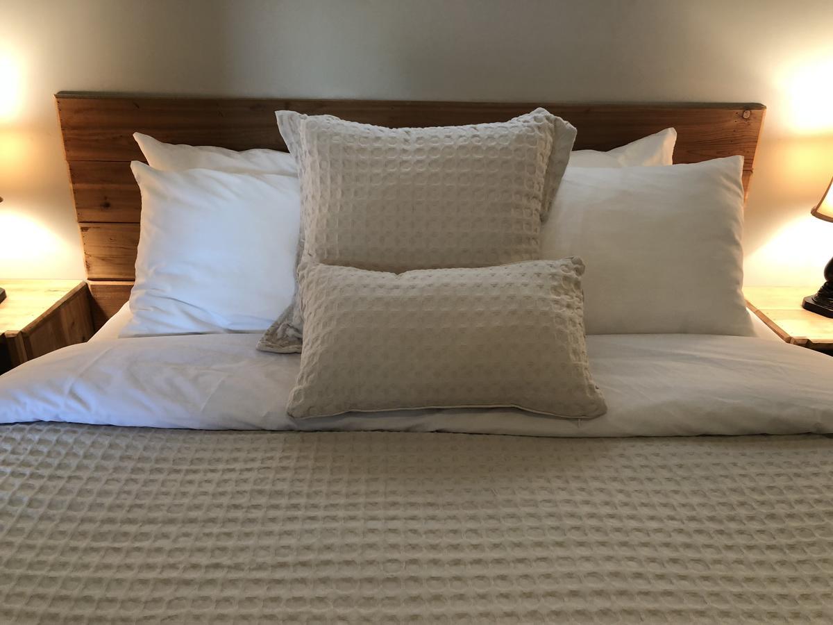 Piccadilly Motel Radium Hot Springs Luaran gambar